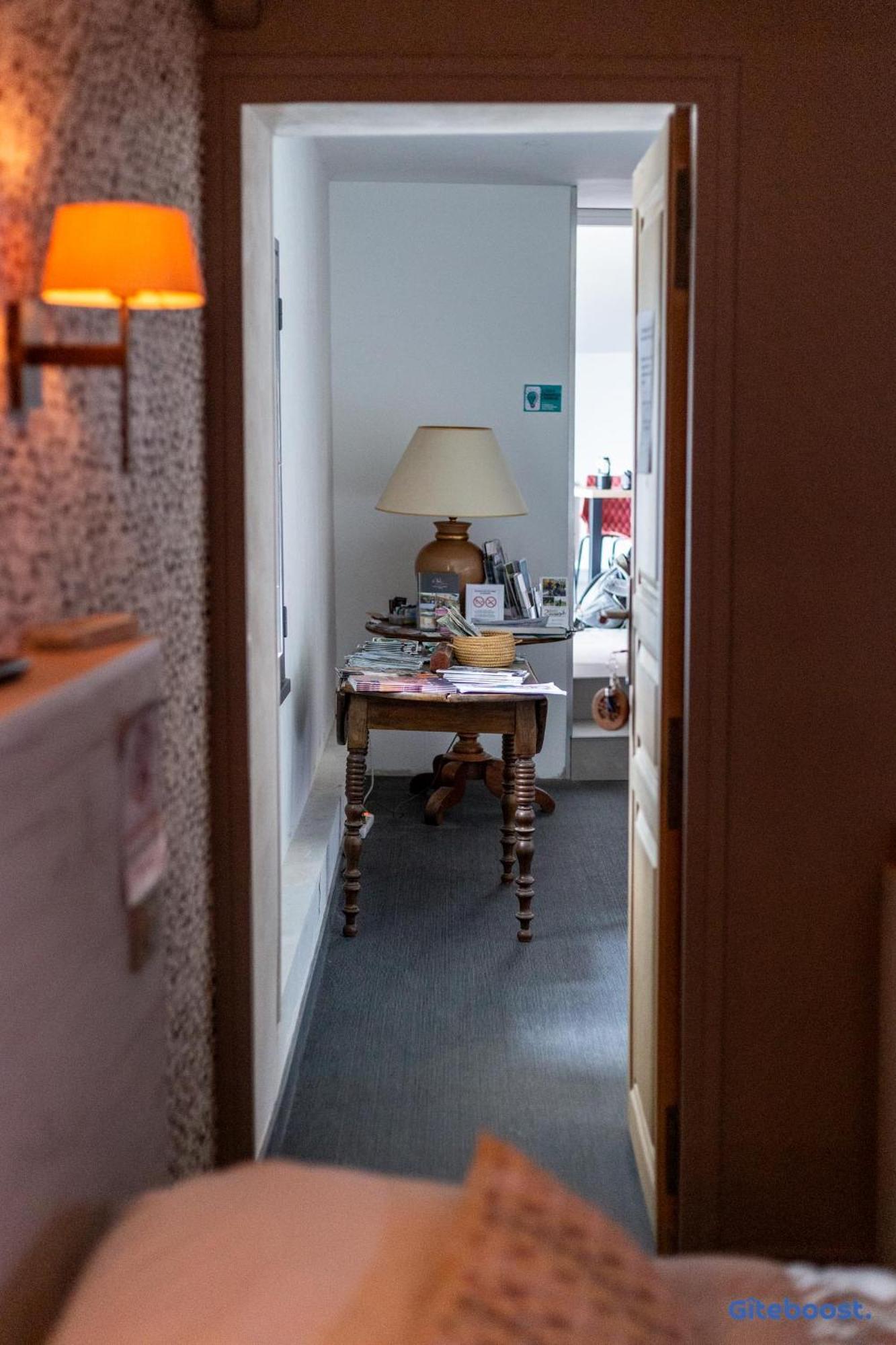 Hotel Le Val Des Sens Chatte Exteriér fotografie