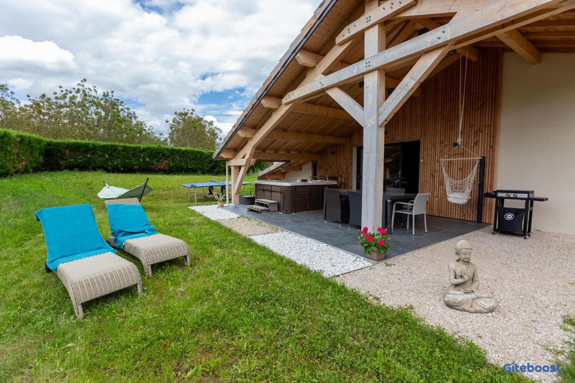 Hotel Le Val Des Sens Chatte Exteriér fotografie